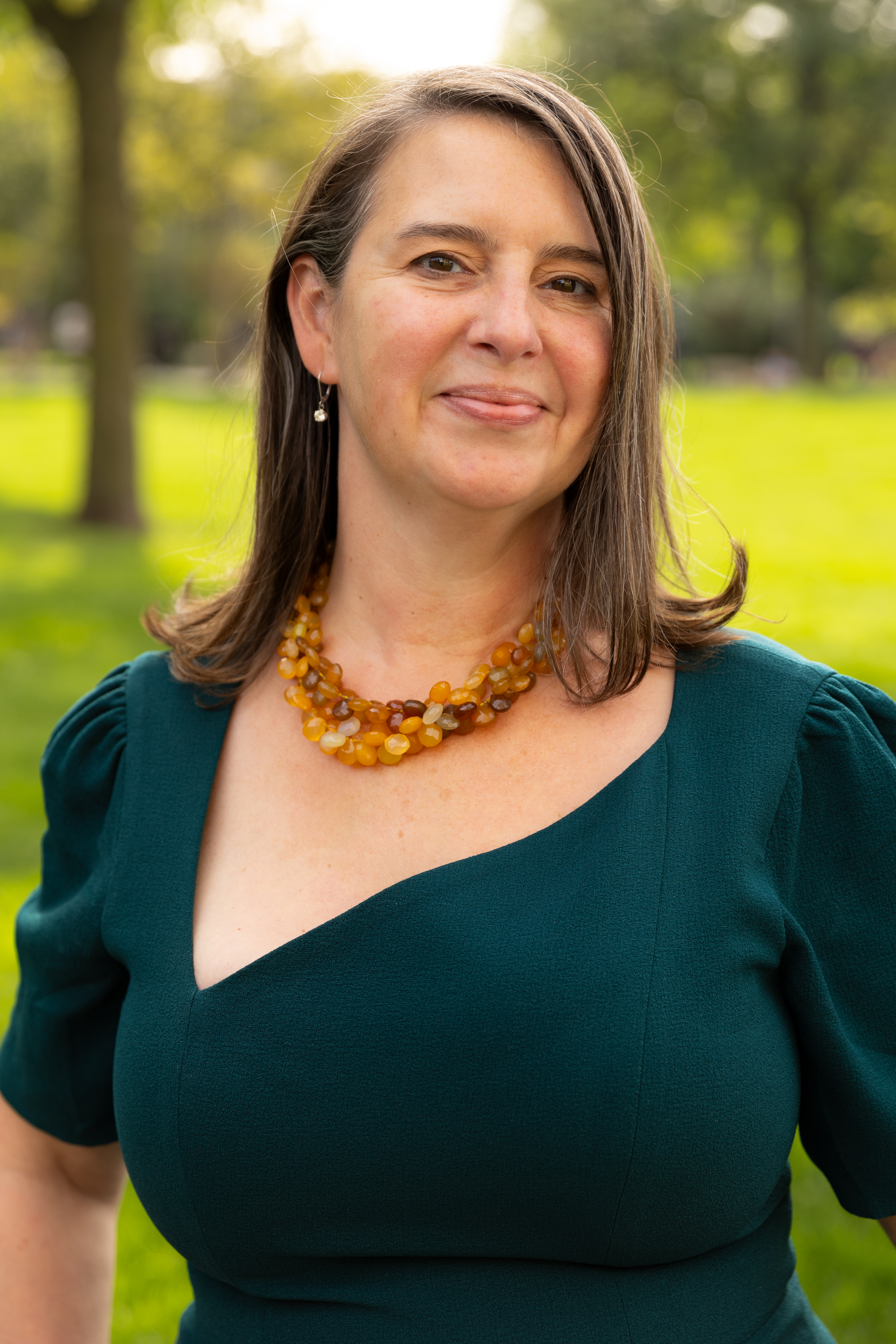 Kornbluh, Anna--Headshot